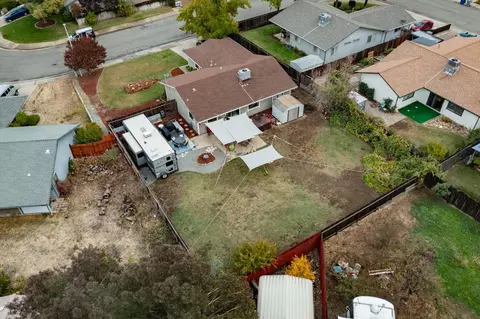 1022 Goodview Way, Redding, CA 96003 photo 18