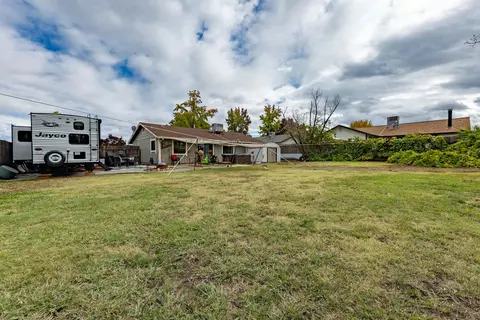 1022 Goodview Way, Redding, CA 96003 photo 17