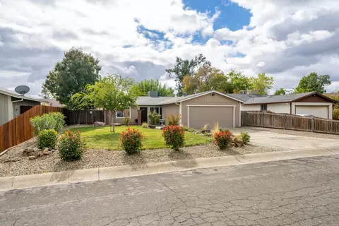 4269 Ormsby Way, Redding, CA 96003 photo 2