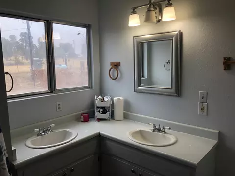 1250 Modoc Ln, Redding, CA 96003 photo 11