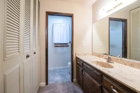 2572 Velia St, Redding, CA 96002 photo 19