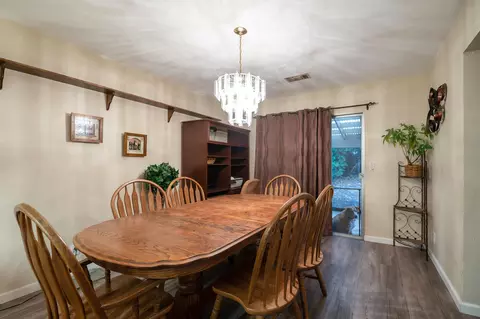 2572 Velia St, Redding, CA 96002 photo 8