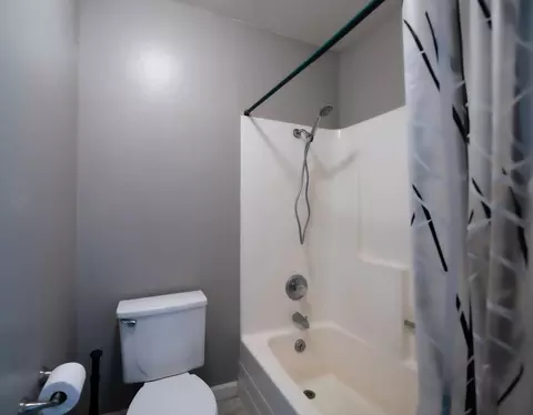 2572 Velia St, Redding, CA 96002 photo 17