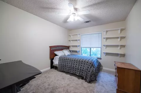2572 Velia St, Redding, CA 96002 photo 15