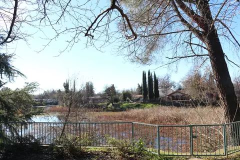 6912 Riverside Dr, Redding, CA 96001 photo 3