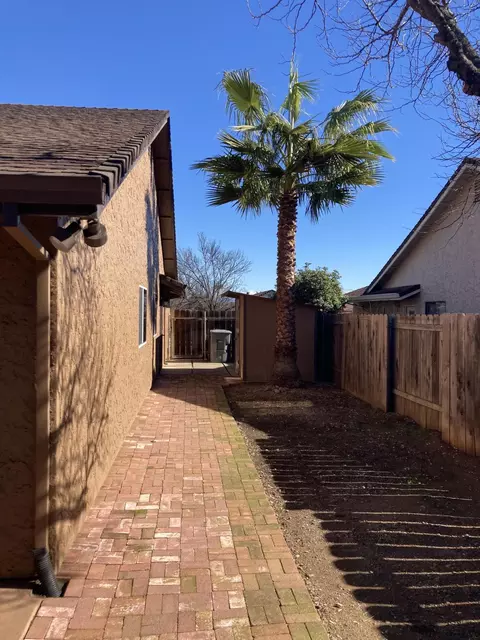 1820 Saltu Dr, Redding, CA 96002 photo 37