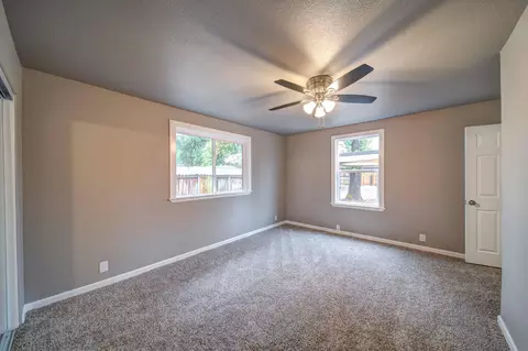 1095 Bond St, Redding, CA 96002 photo 15