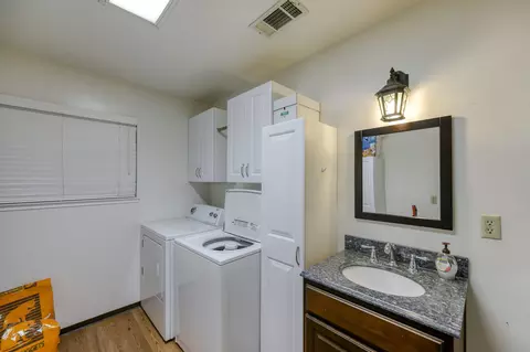 4721 Saratoga Dr, Redding, CA 96002 photo 13