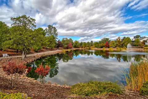1763 Vera Cruz Trl, Redding, CA 96003 photo 4