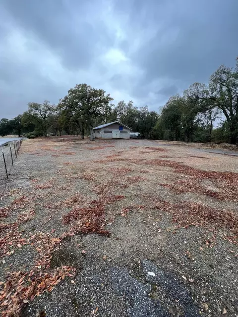 15700 Texas Springs Rd, Redding, CA 96001 photo 1