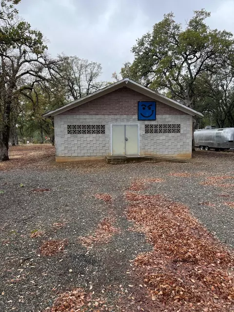 15700 Texas Springs Rd, Redding, CA 96001 photo 3