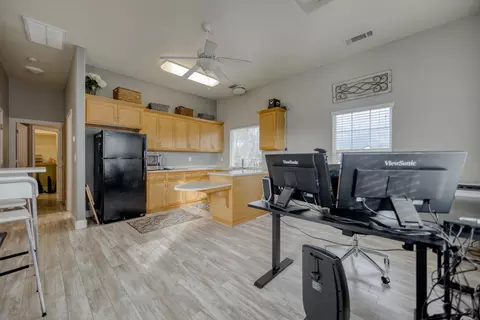 19550 Mockingbird Ln, Redding, CA 96002 photo 14