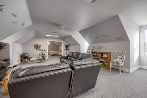 19550 Mockingbird Ln, Redding, CA 96002 photo 7