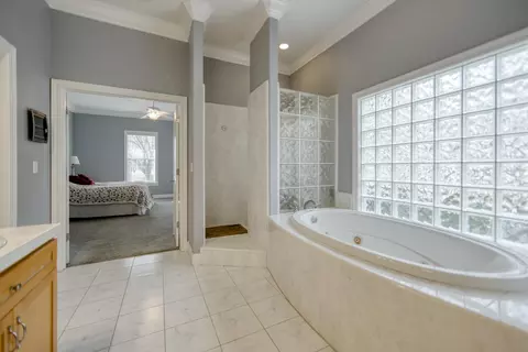 19550 Mockingbird Ln, Redding, CA 96002 photo 9