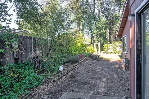 1724 Marlene Ave, Redding, CA 96002 photo 34