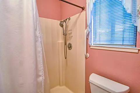 1724 Marlene Ave, Redding, CA 96002 photo 20