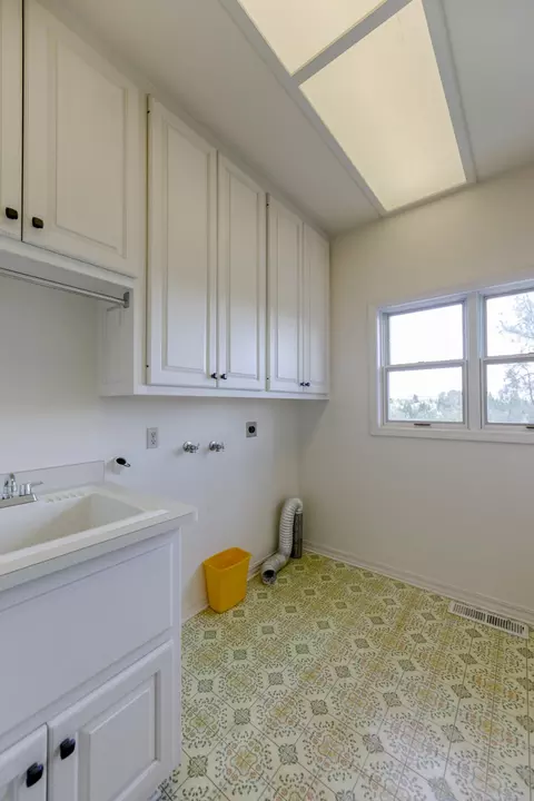19112 Robledo Way, Redding, CA 96003 photo 20