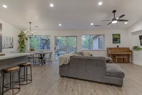 2151 Hemingway St, Redding, CA 96003 photo 6