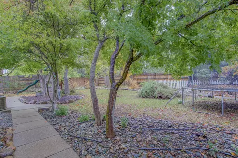 2151 Hemingway St, Redding, CA 96003 photo 30
