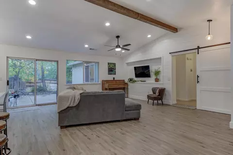 2151 Hemingway St, Redding, CA 96003 photo 7