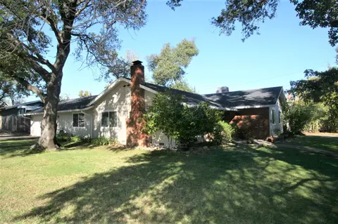3656 Traverse St, Redding, CA 96002 photo 10