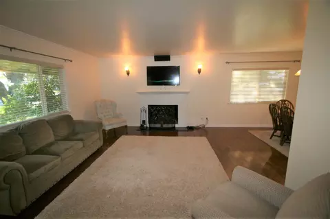 3656 Traverse St, Redding, CA 96002 photo 3