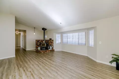 2217 Harlan Dr, Redding, CA 96003 photo 20