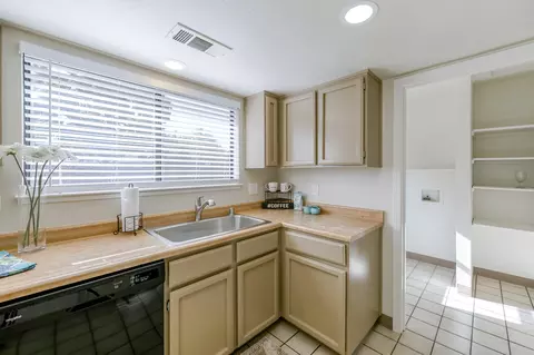 2217 Harlan Dr, Redding, CA 96003 photo 22