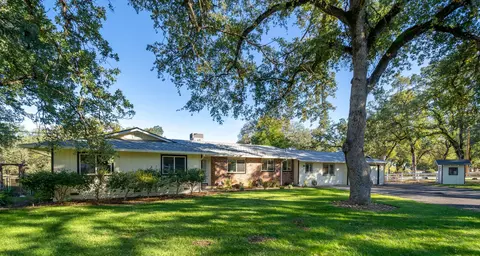 8455 Maynard Rd, Palo Cedro, CA 96073 photo 2