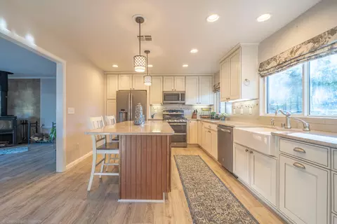 8455 Maynard Rd, Palo Cedro, CA 96073 photo 9