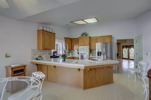 383 Vintage Path, Redding, CA 96003 photo 15