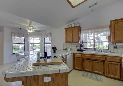 383 Vintage Path, Redding, CA 96003 photo 14