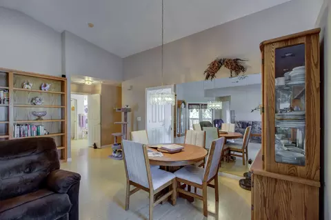 383 Vintage Path, Redding, CA 96003 photo 4