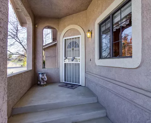 383 Vintage Path, Redding, CA 96003 photo 2