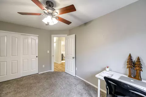 2185 Hacienda St, Redding, CA 96003 photo 30