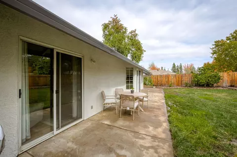 2185 Hacienda St, Redding, CA 96003 photo 35