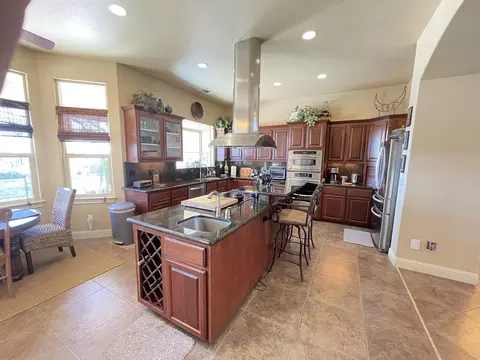 20465 The Oaks Dr, Red Bluff, CA 96080 photo 14