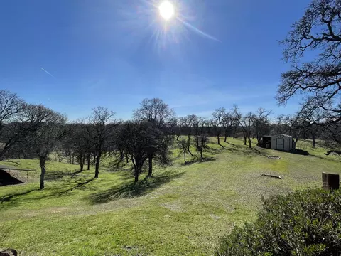 20465 The Oaks Dr, Red Bluff, CA 96080 photo 22