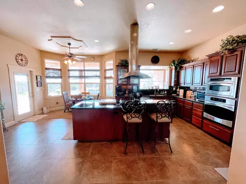 20465 The Oaks Dr, Red Bluff, CA 96080 photo 12
