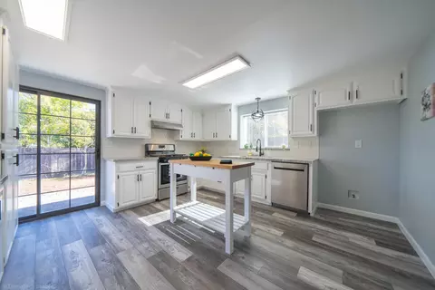 2909 Fairway Ave, Redding, CA 96002 photo 18