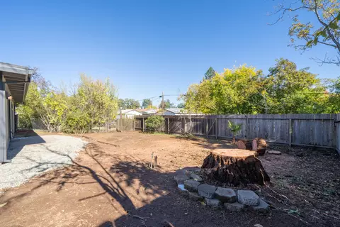 2909 Fairway Ave, Redding, CA 96002 photo 36