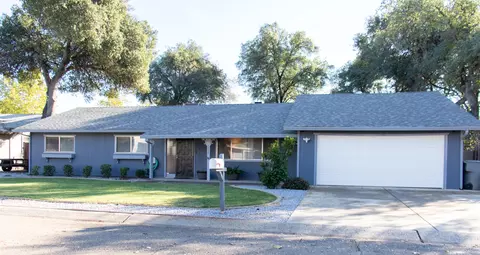 1227 Lorraine Dr, Redding, CA 96002 photo 1