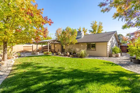 2870 Salmonberry Dr, Redding, CA 96003 photo 22