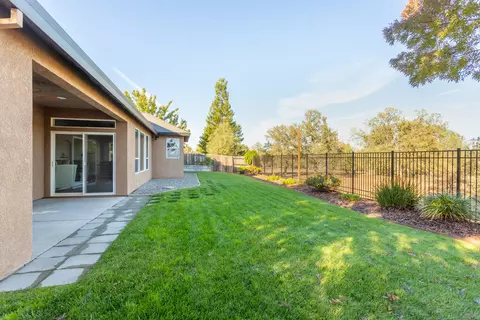 613 San Gabriel St, Redding, CA 96003 photo 26