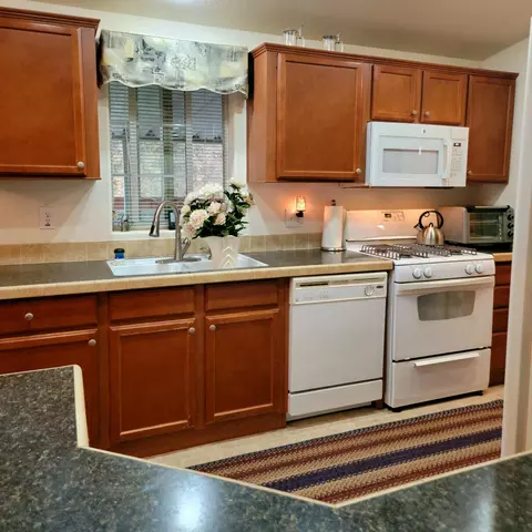 1389 Aztec Path, Redding, CA 96003 photo 19