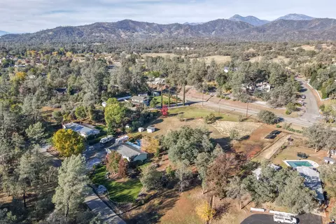 9048 Simmons Rd, Redding, CA 96001 photo 31