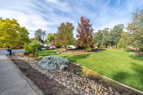 9048 Simmons Rd, Redding, CA 96001 photo 26