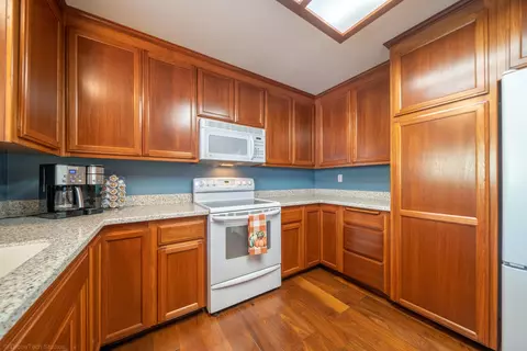 9048 Simmons Rd, Redding, CA 96001 photo 6