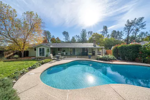 9048 Simmons Rd, Redding, CA 96001 photo 2