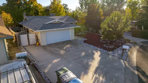 5637 Cascade Dr, Redding, CA 96003 photo 15